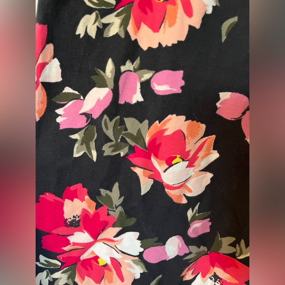 Old Navy L Floral Short Sleeve Knit Tee Dress NWT - Picture 3 of 7